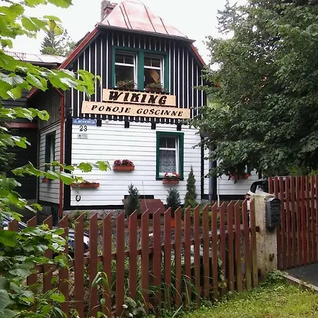 Проживання в сім'ї Wiking